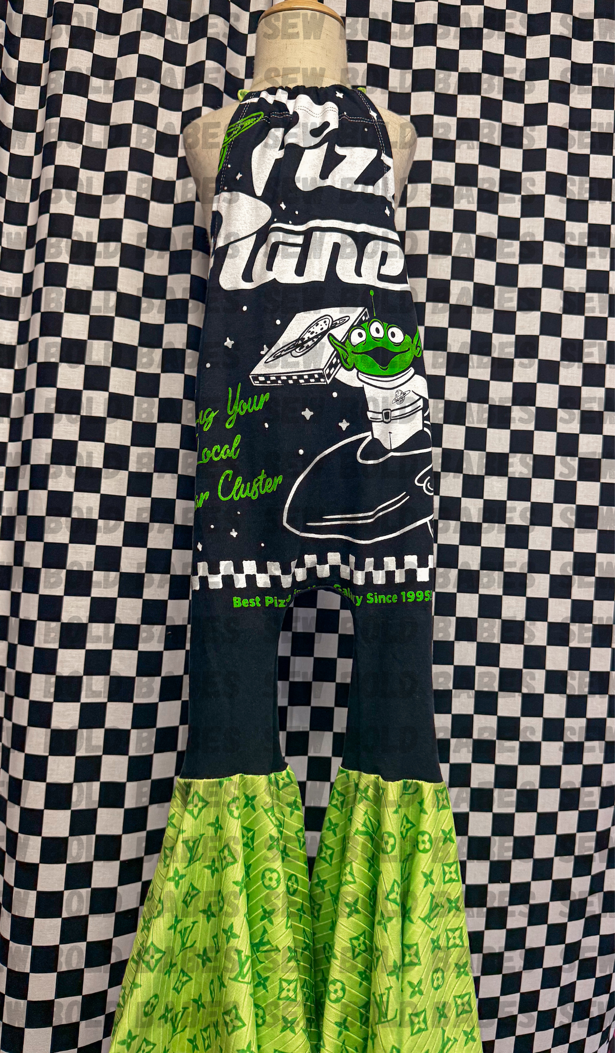 4T TS Alien Frida